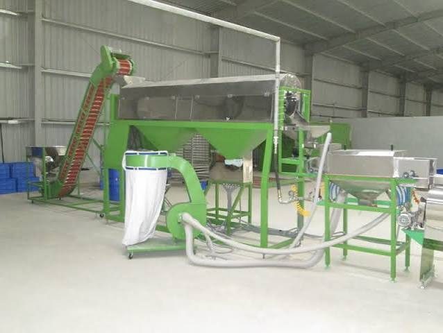 Cashew peeling machine